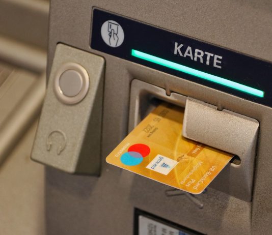 Konto w banku – dlaczego warto je mieć… i to czasem niejedno? finanse