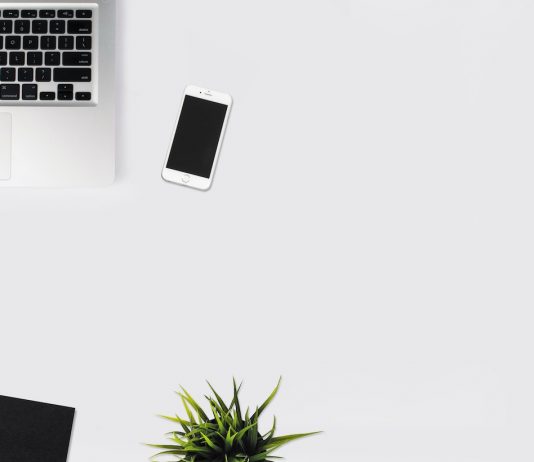 Jaki laptop jest najlepszy do prowadzenia firmy?